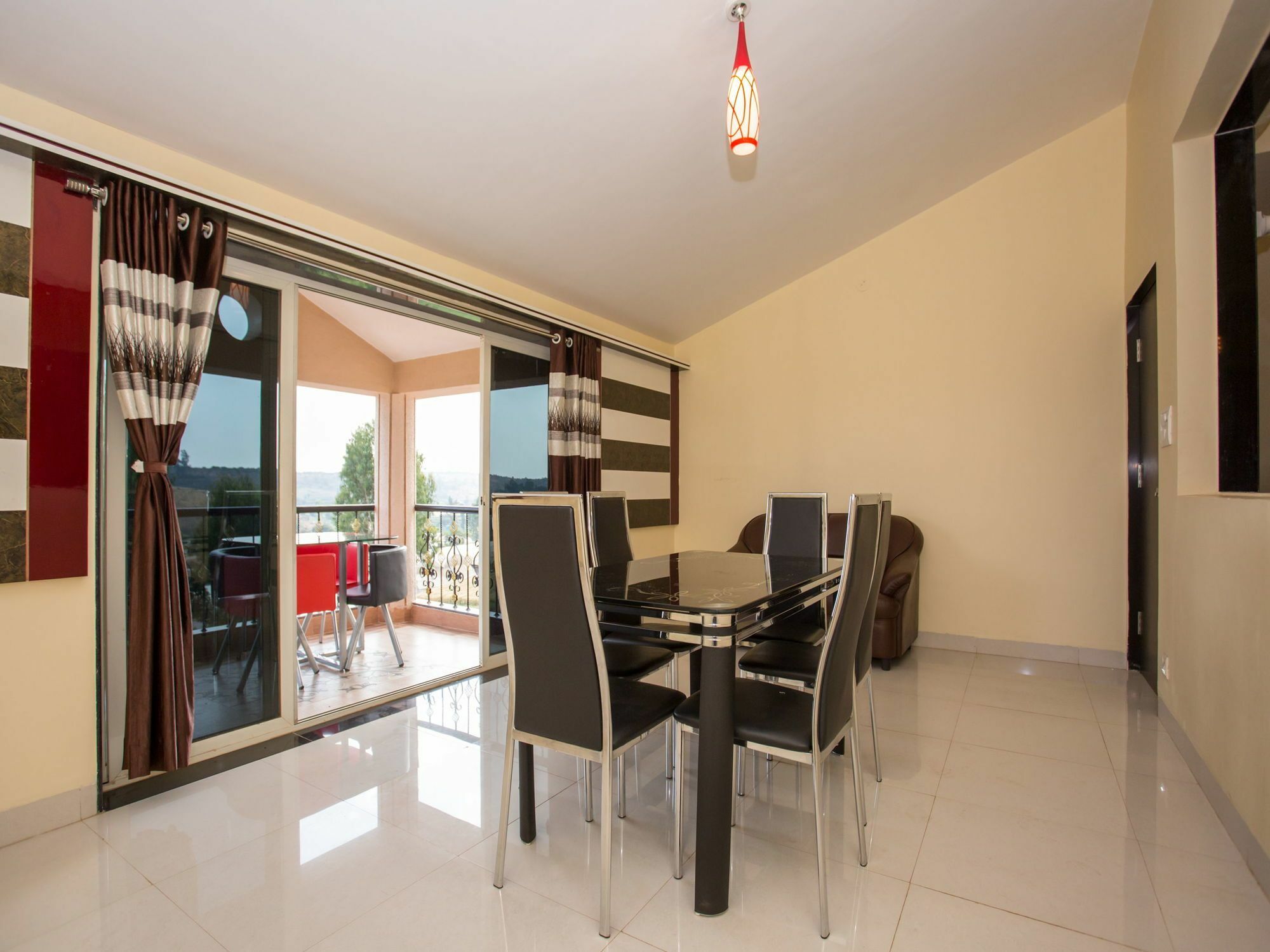 Shivanya Palace Mahabaleshwar Ngoại thất bức ảnh